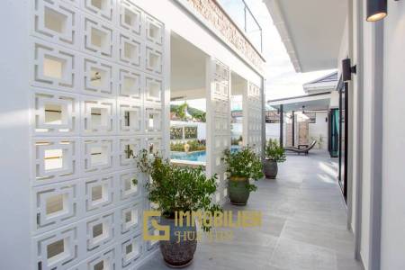 Сдается в аренду / жилая площадь 318 кв. м / 3 спальни / бассейн