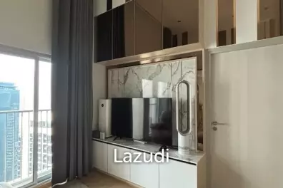 52 sqm high floor condo Noble Revolve Phaya Thai Bangkok