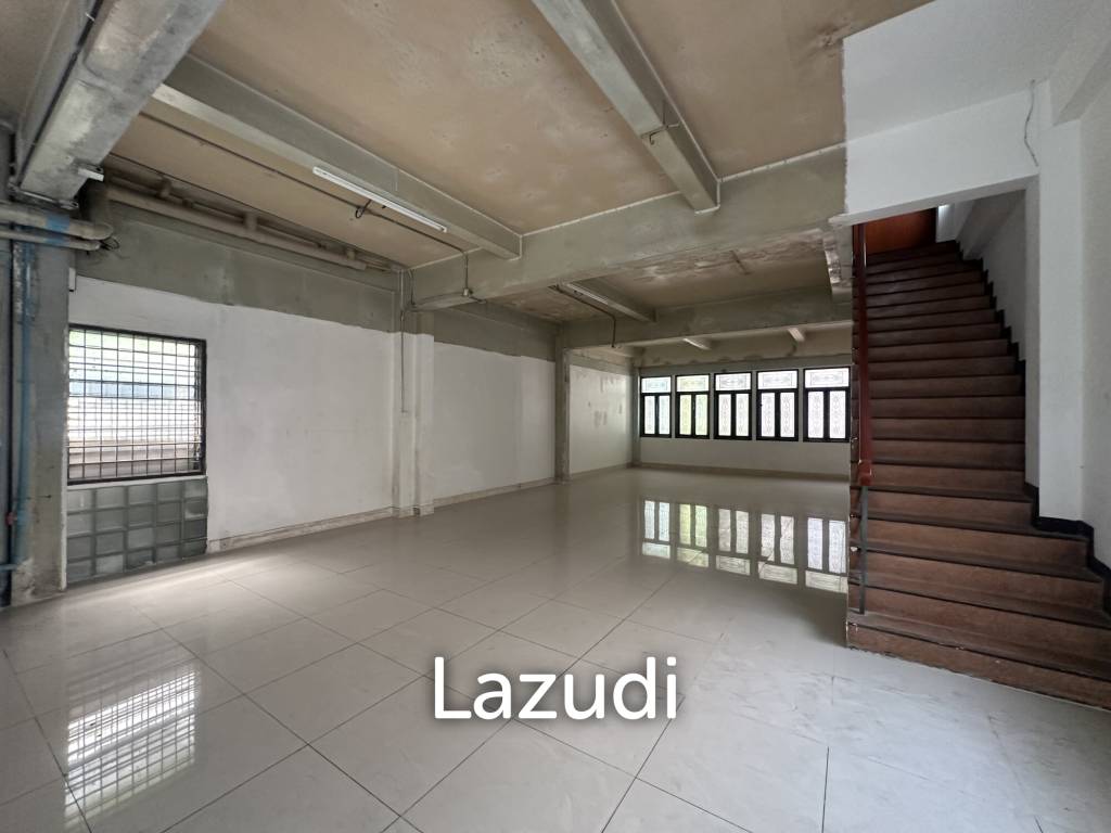 320 sqm 5-Storey Retail Building next to Central Bang Rak Bangkok