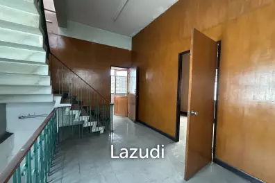 320 sqm 5-Storey Retail Building next to Central Bang Rak Bangkok
