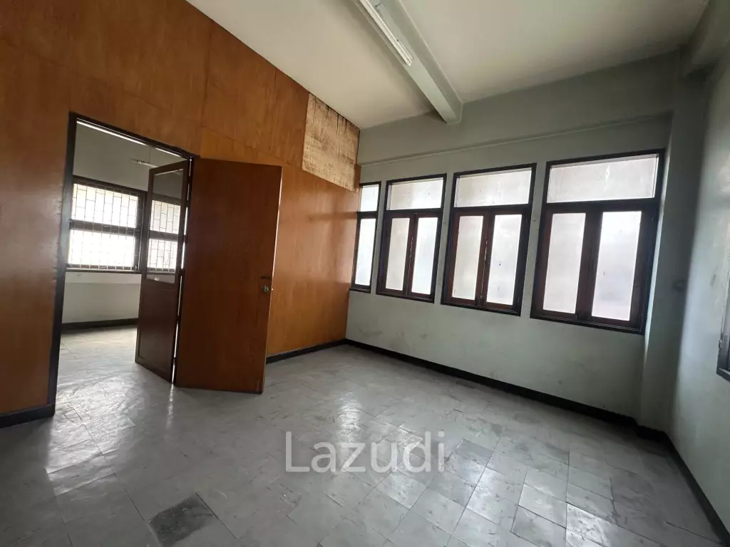 320 sqm 5-Storey Retail Building next to Central Bang Rak Bangkok
