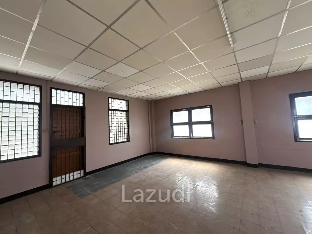 320 sqm 5-Storey Retail Building next to Central Bang Rak Bangkok
