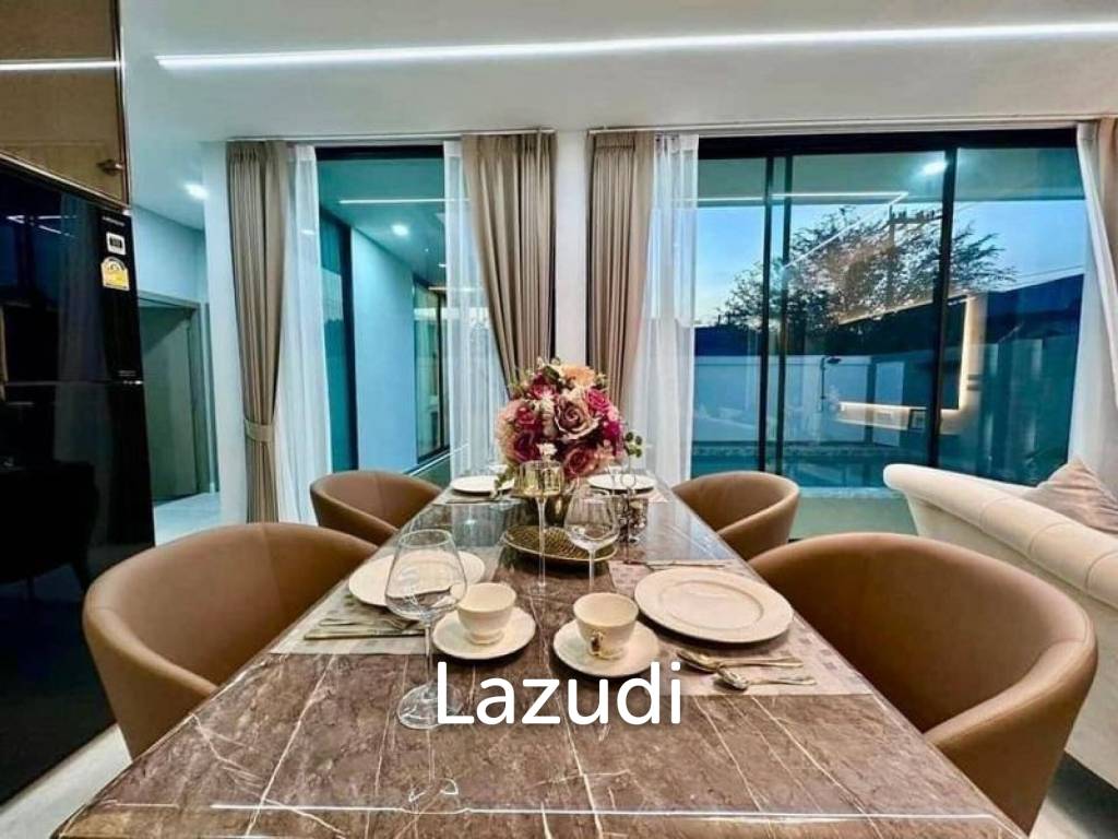 Stunning Modern Luxury House for Rent Soi Pornprapanimit
