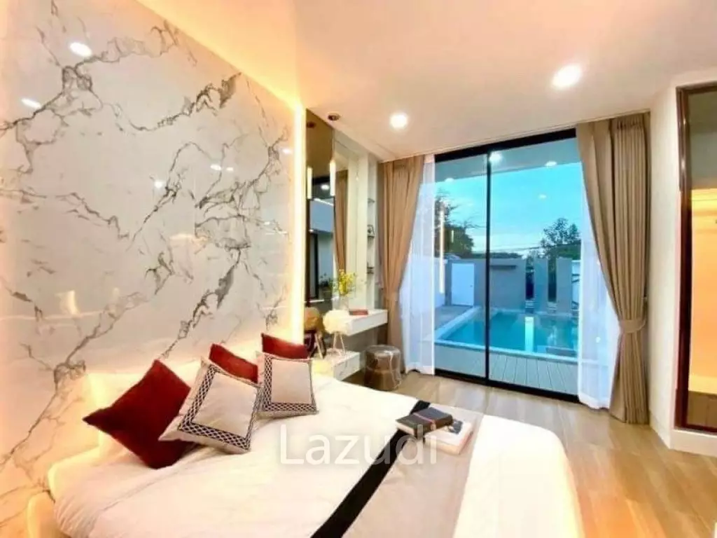 Stunning Modern Luxury House for Rent Soi Pornprapanimit