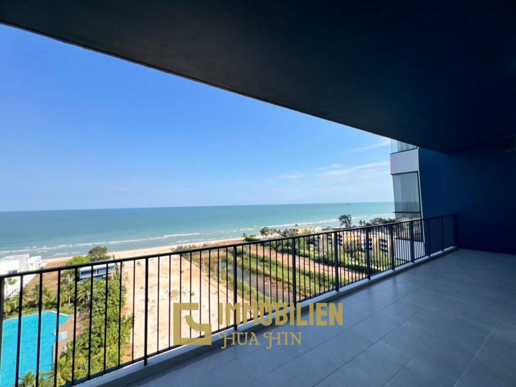 Exclusive Full-floor Penthouse Panoramic Seaview at Baan Thew Talay