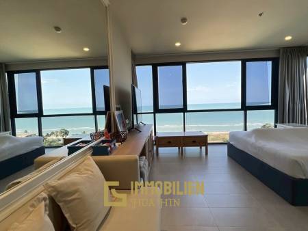 Exclusive Full-floor Penthouse Panoramic Seaview at Baan Thew Talay