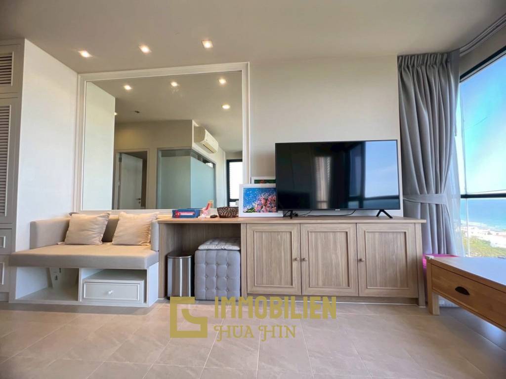 Exclusive Full-floor Penthouse Panoramic Seaview at Baan Thew Talay