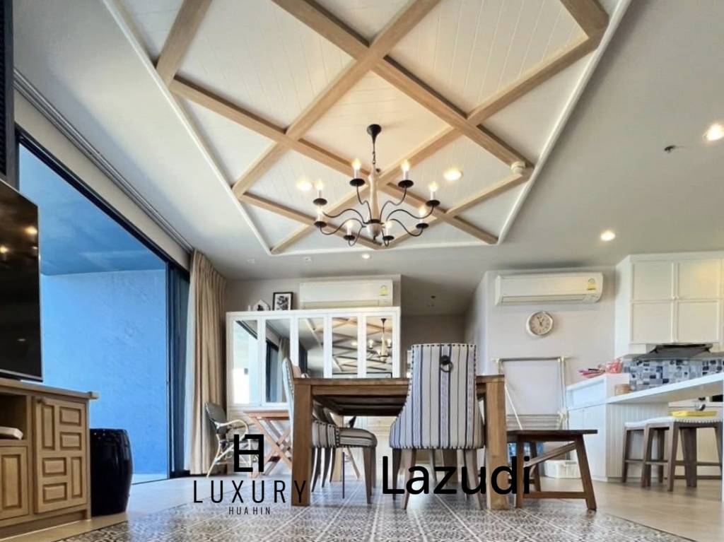 Appartement penthouse / 158 m² habitables / Vue mer