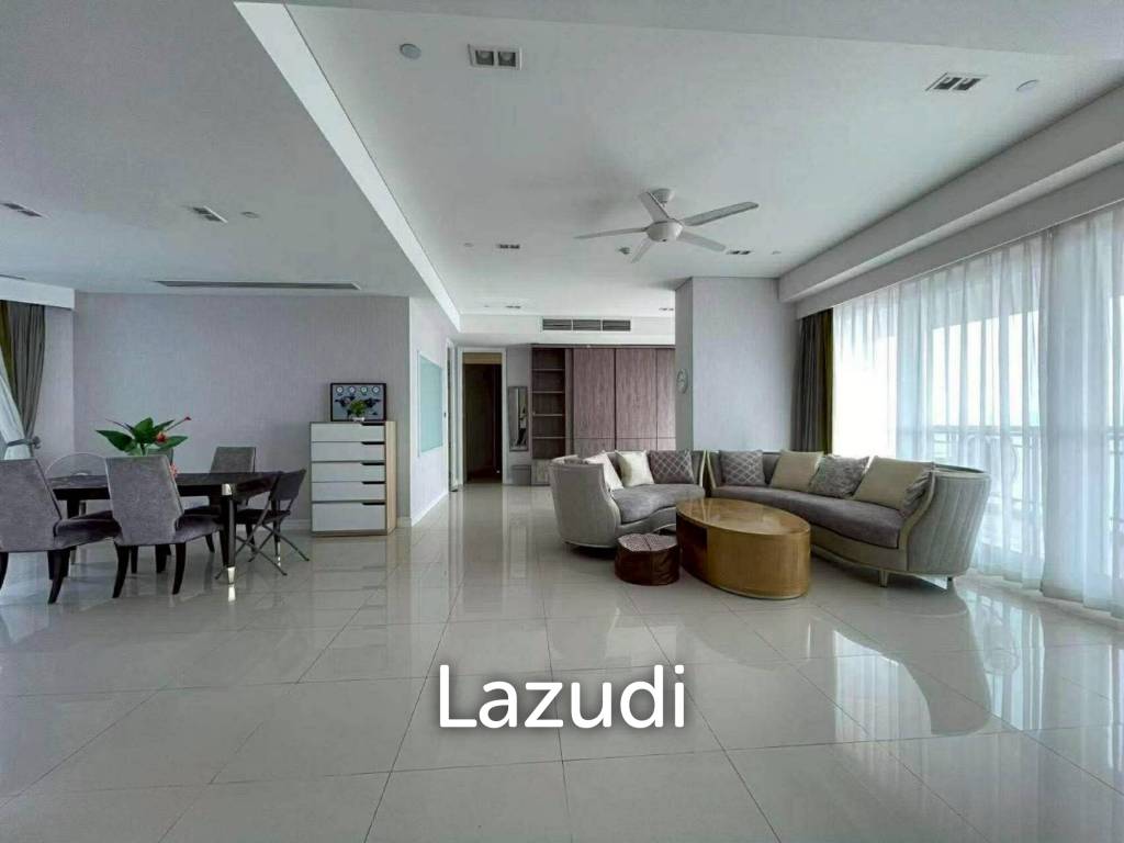 Ultra-Luxury Beachfront Condo Reflection Jomtien