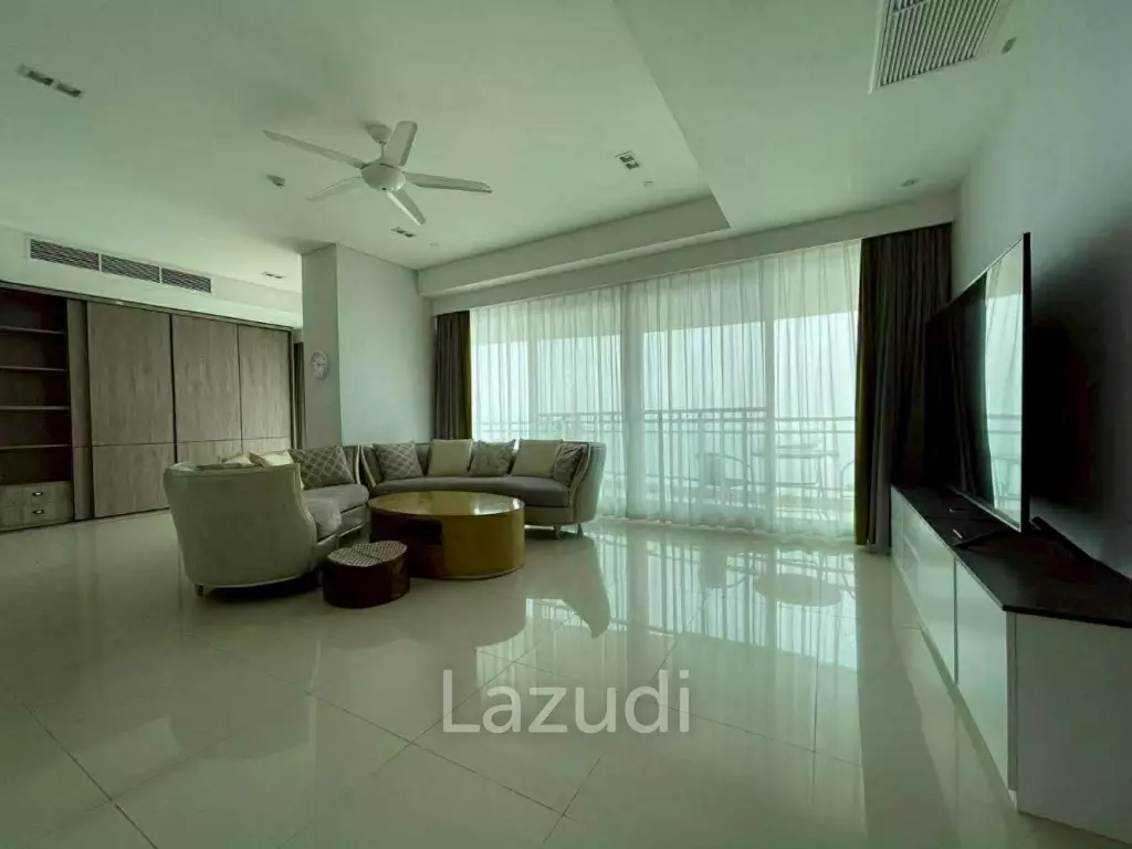 Ultra-Luxury Beachfront Condo Reflection Jomtien