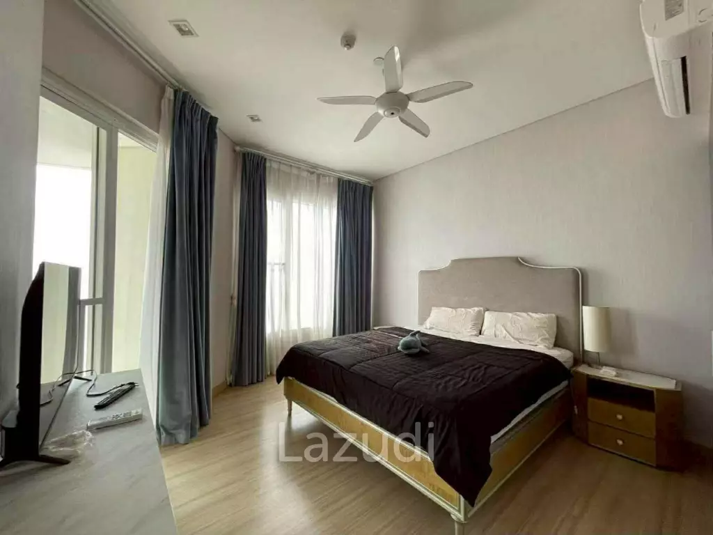 Ultra-Luxury Beachfront Condo Reflection Jomtien