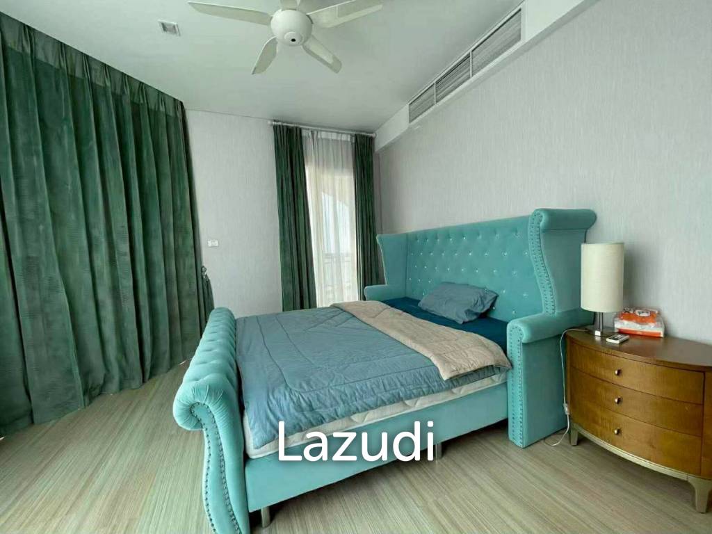 Ultra-Luxury Beachfront Condo Reflection Jomtien