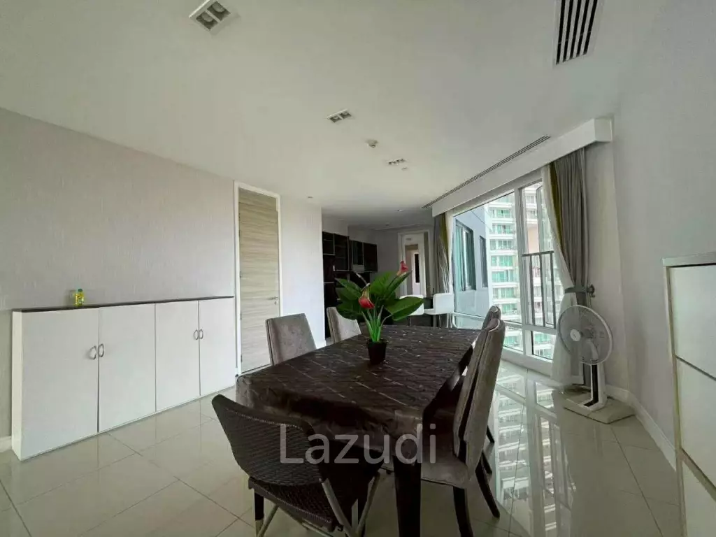Ultra-Luxury Beachfront Condo Reflection Jomtien