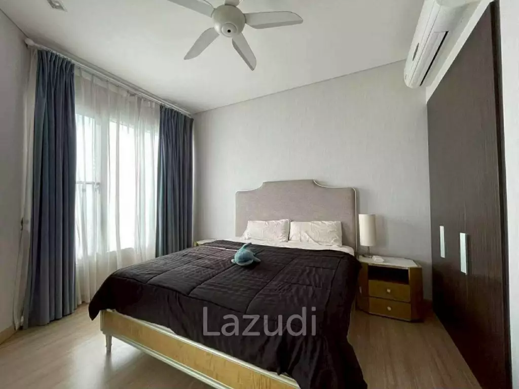Ultra-Luxury Beachfront Condo Reflection Jomtien