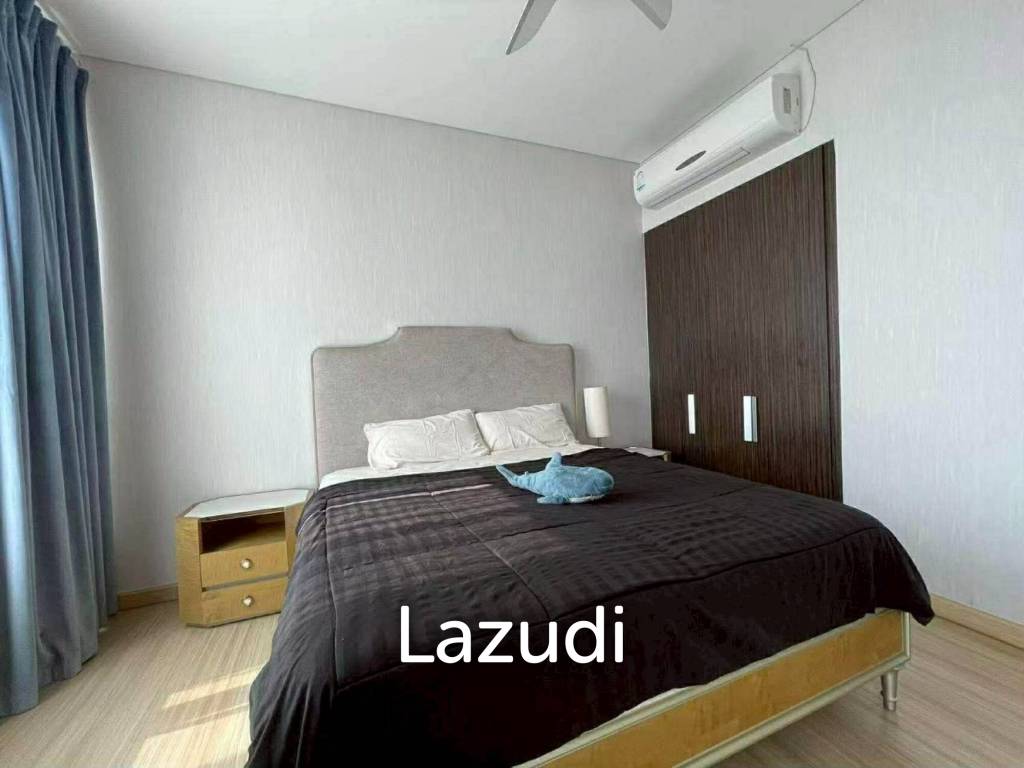 Ultra-Luxury Beachfront Condo Reflection Jomtien