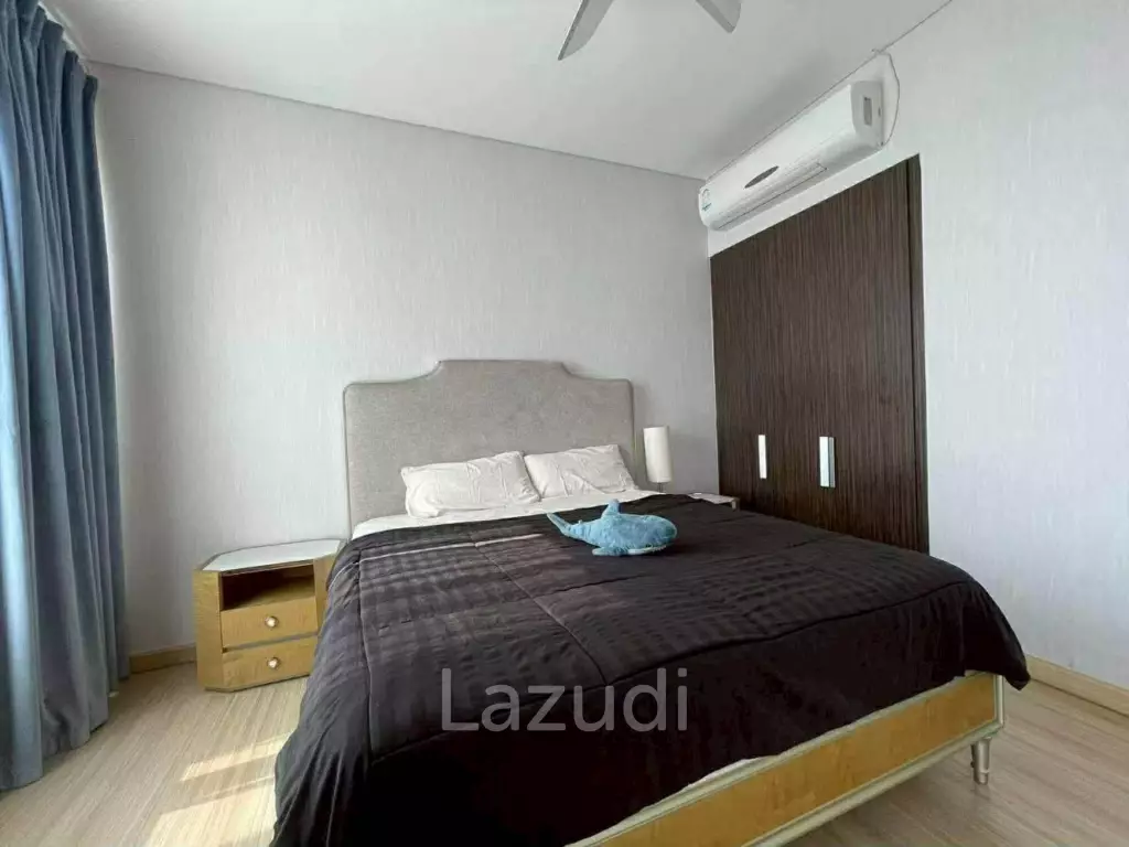Ultra-Luxury Beachfront Condo Reflection Jomtien