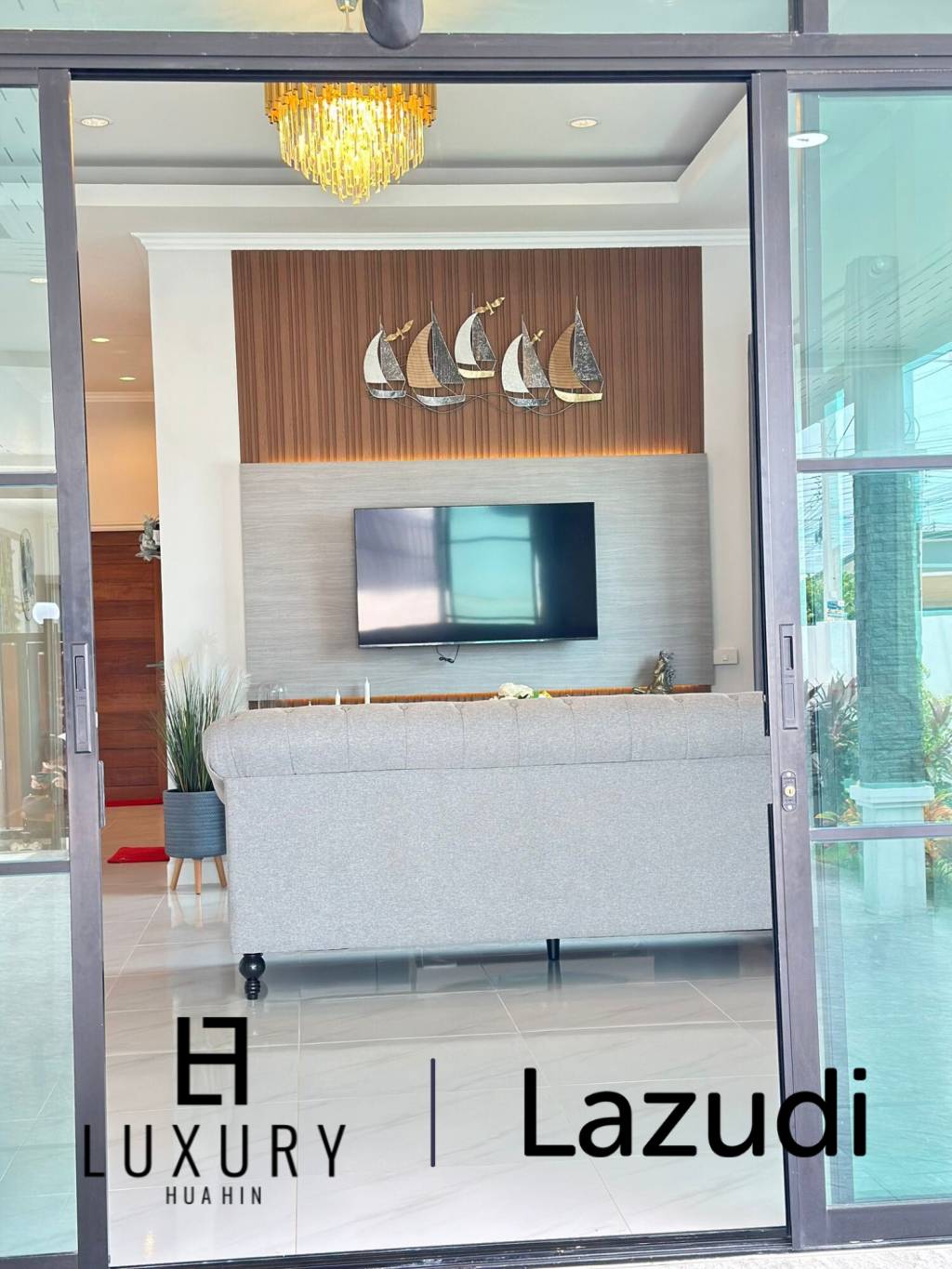 วิลล่าสระว่ายน้ำ 120 ตร.ม. ฮินเลคไฟ หัวหิน บนที่ดิน 304 ตร.ม.