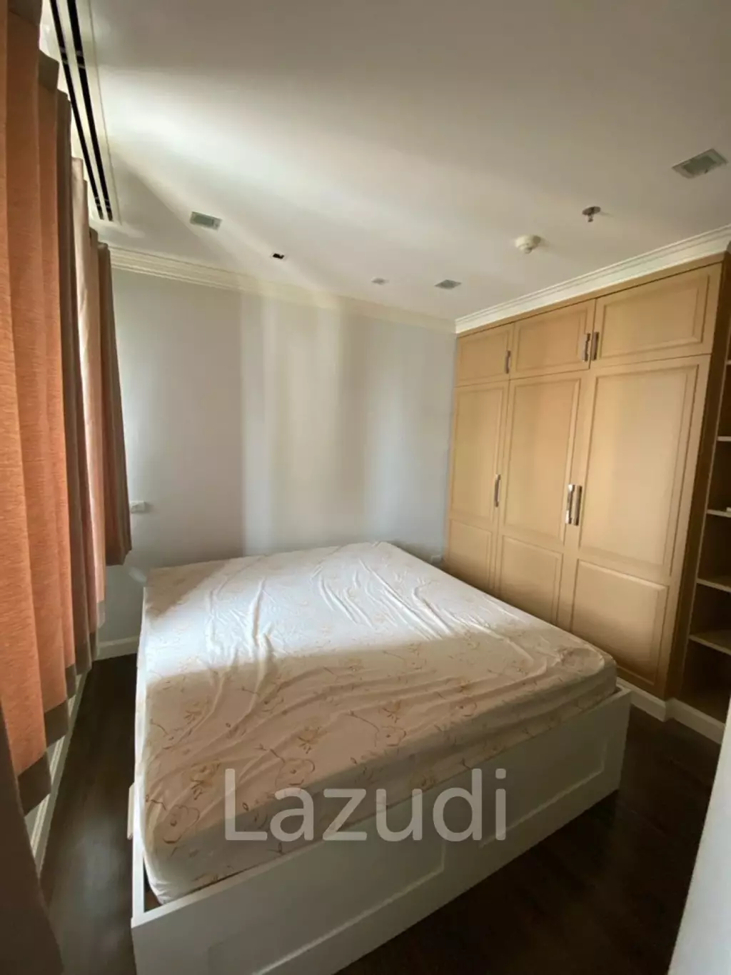 149 sqm condo on 20th floor at The Lakes Khlong Toei Bangkok