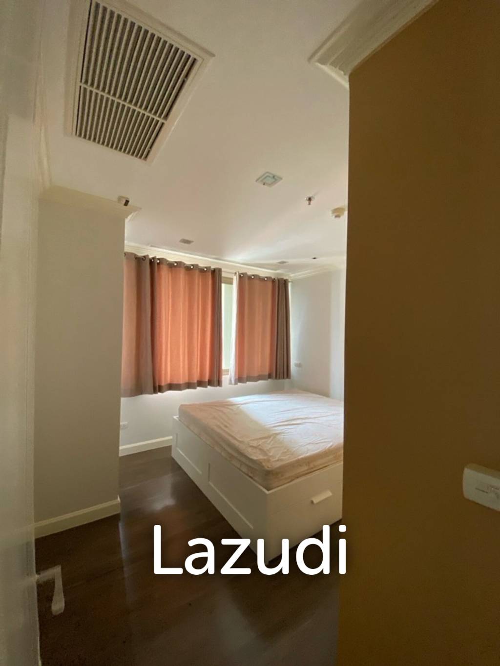 149 sqm condo on 20th floor at The Lakes Khlong Toei Bangkok