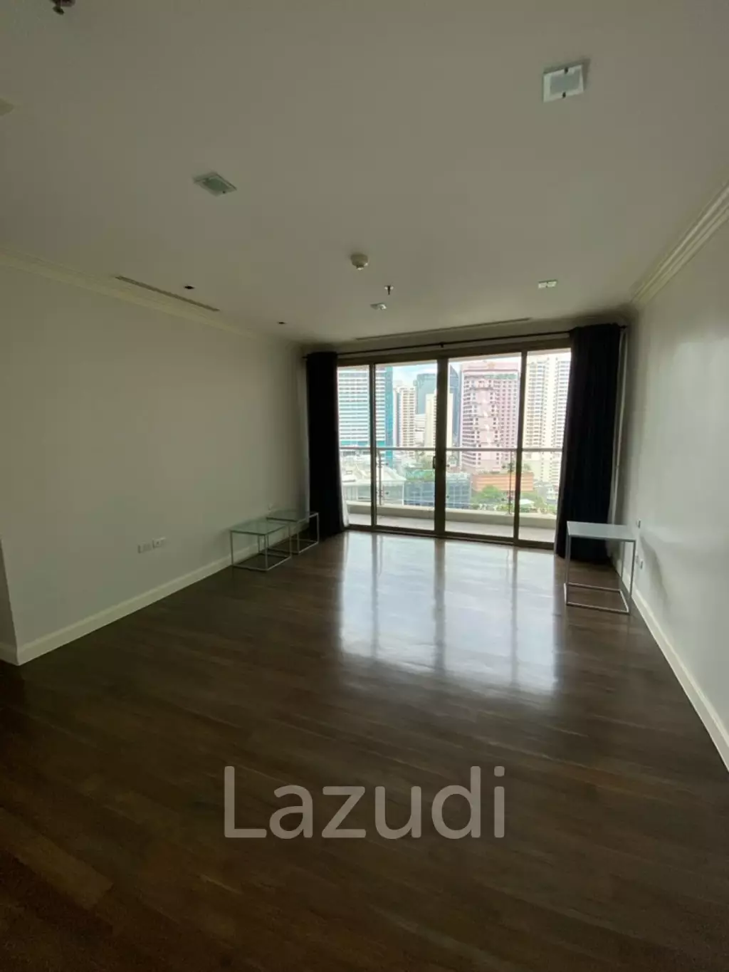 149 sqm condo on 20th floor at The Lakes Khlong Toei Bangkok