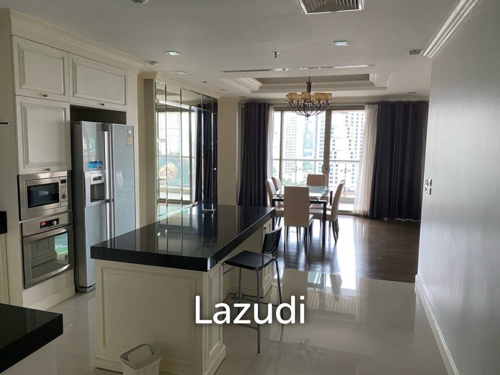 149 sqm condo on 20th floor at The Lakes Khlong Toei Bangkok