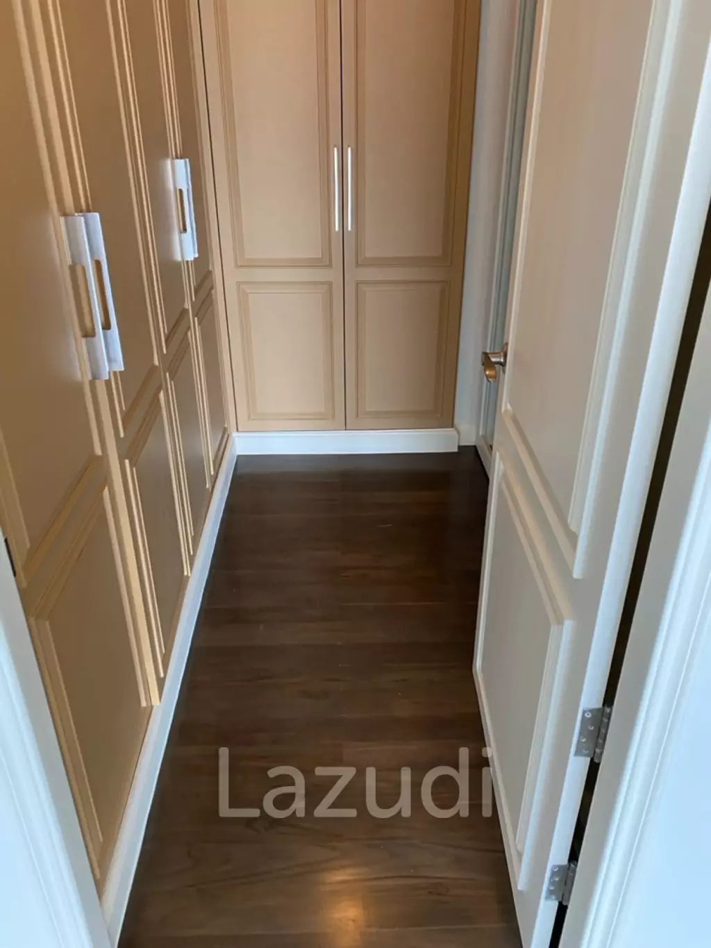 149 sqm condo on 20th floor at The Lakes Khlong Toei Bangkok
