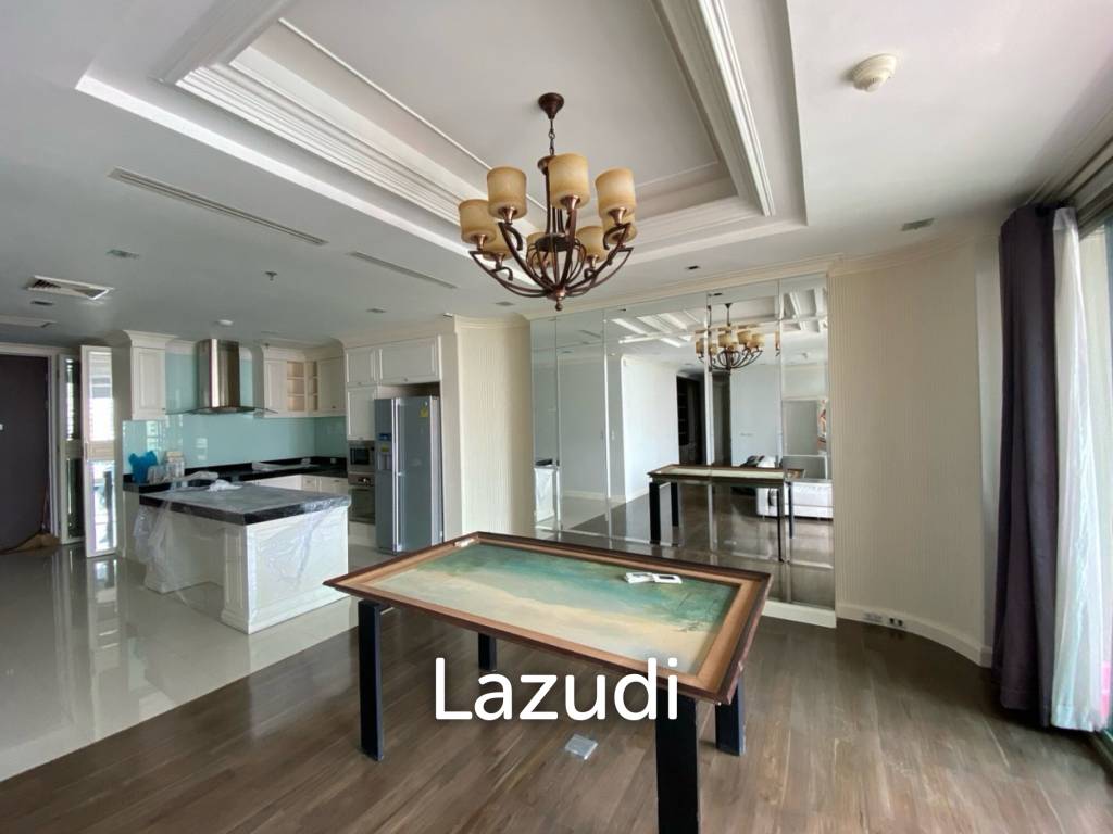 149 sqm condo on 20th floor at The Lakes Khlong Toei Bangkok