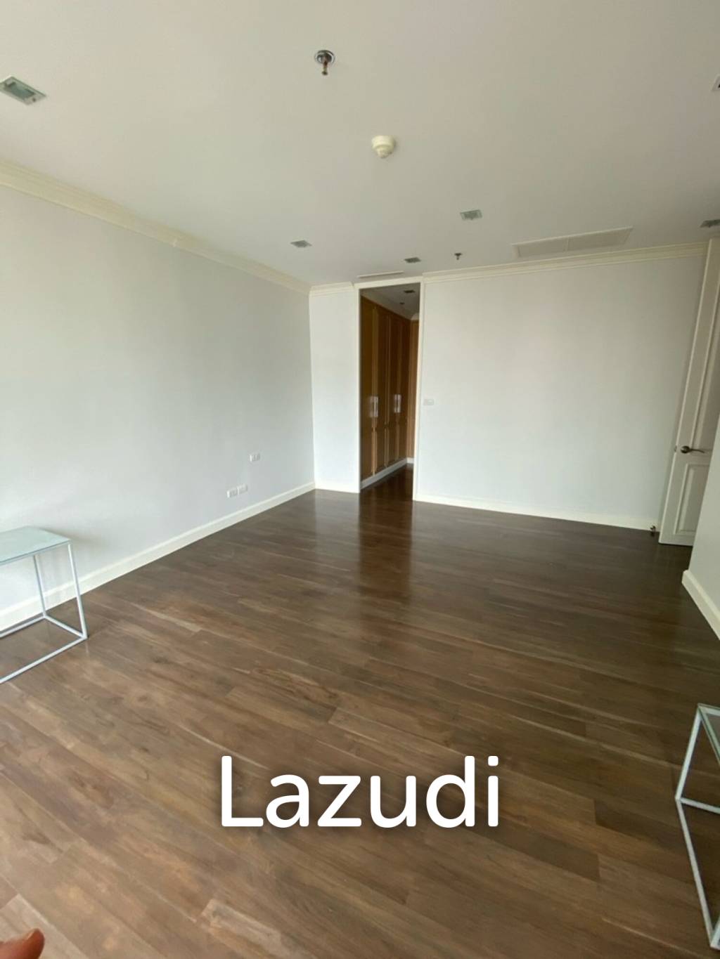 149 sqm condo on 20th floor at The Lakes Khlong Toei Bangkok