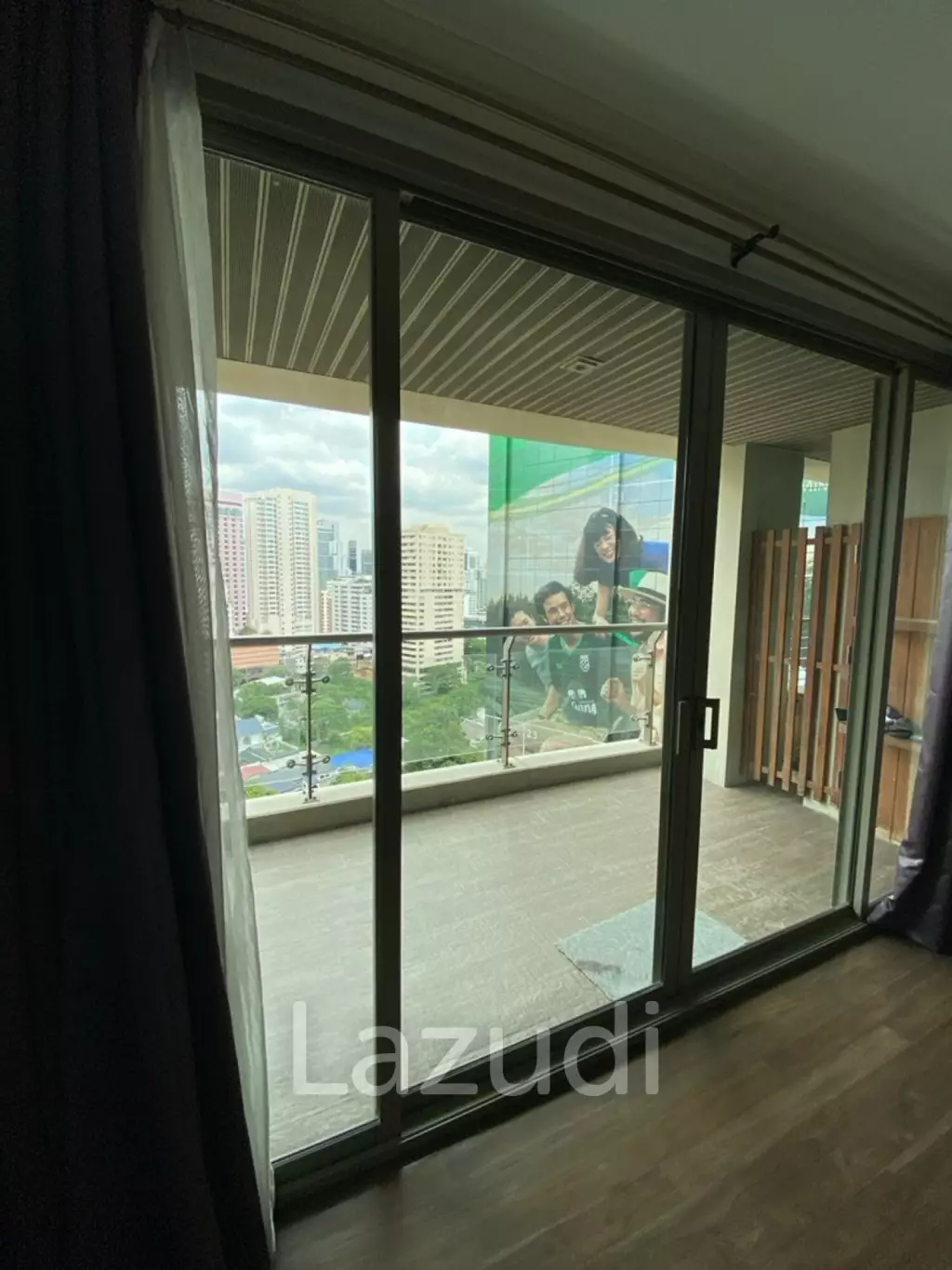 149 sqm condo on 20th floor at The Lakes Khlong Toei Bangkok