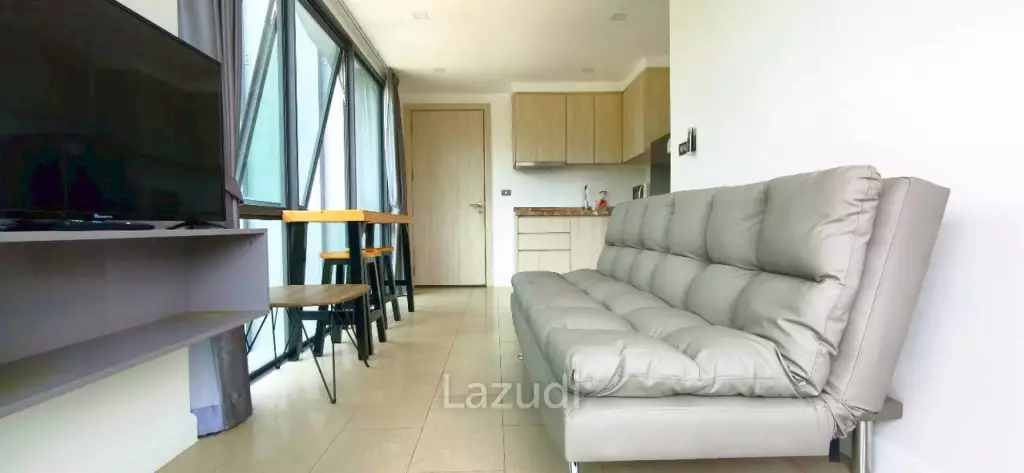 1 Bedroom 1 Bathroom 32 SQ.M. Sea Zen Bangsaray