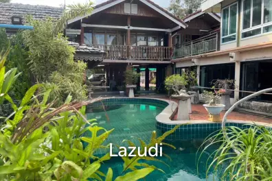 Beachfront 4 Bedroom Traditional Thai Style Villa in Lamai
