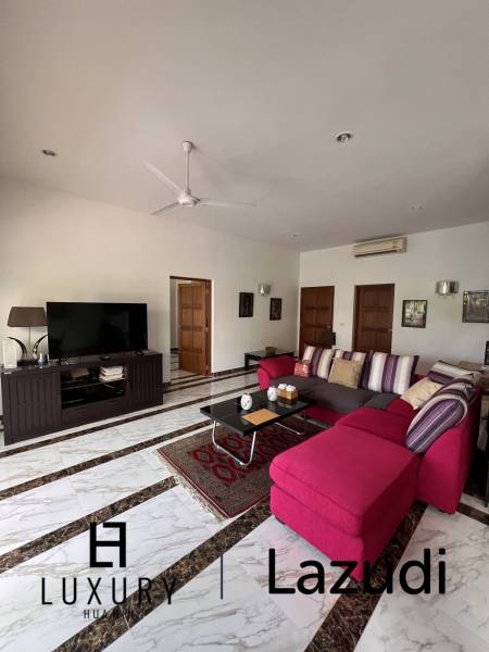 250 ตร.ม 2 เตียง 2 อาบน้ำ วิลล่า For เช่า