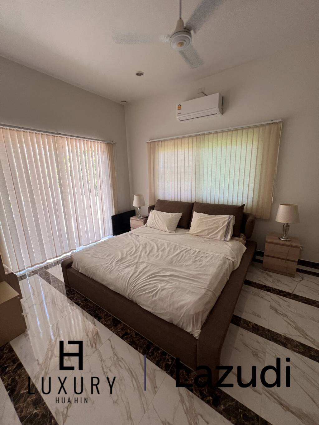 250 ตร.ม 2 เตียง 2 อาบน้ำ วิลล่า For เช่า