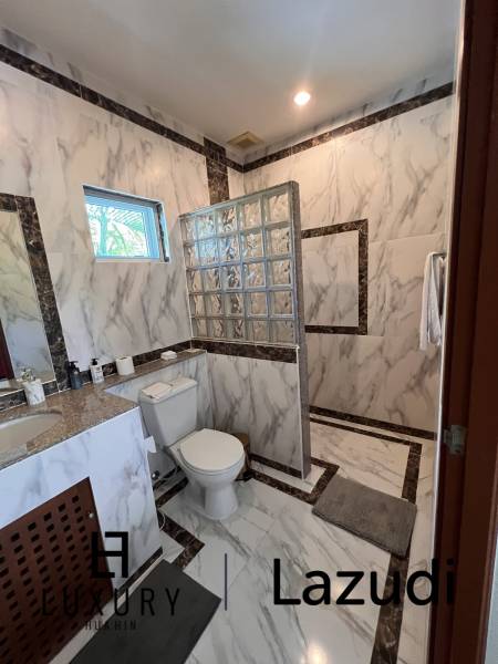 250 ตร.ม 2 เตียง 2 อาบน้ำ วิลล่า For เช่า