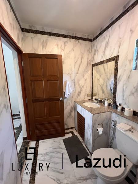 250 ตร.ม 2 เตียง 2 อาบน้ำ วิลล่า For เช่า