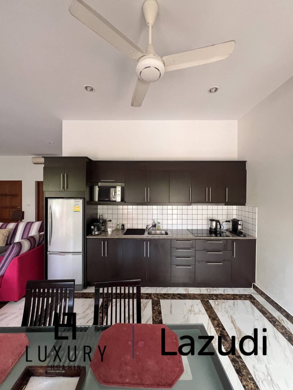 250 ตร.ม 2 เตียง 2 อาบน้ำ วิลล่า For เช่า