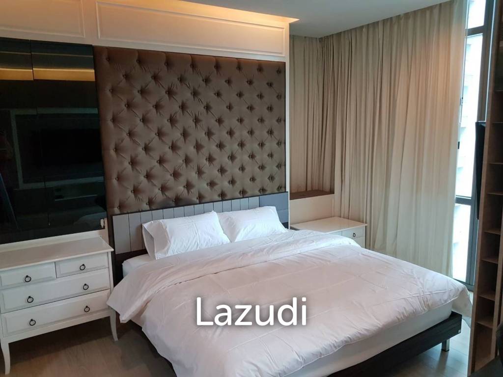 52 sqm 1 Bedroom Condo on 21st Floor at The Room Sukhumvit 21 Bangkok