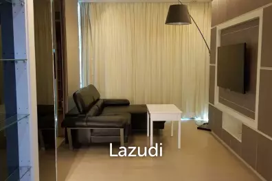 52 sqm 1 Bedroom Condo on 21st Floor at The Room Sukhumvit 21 Bangkok