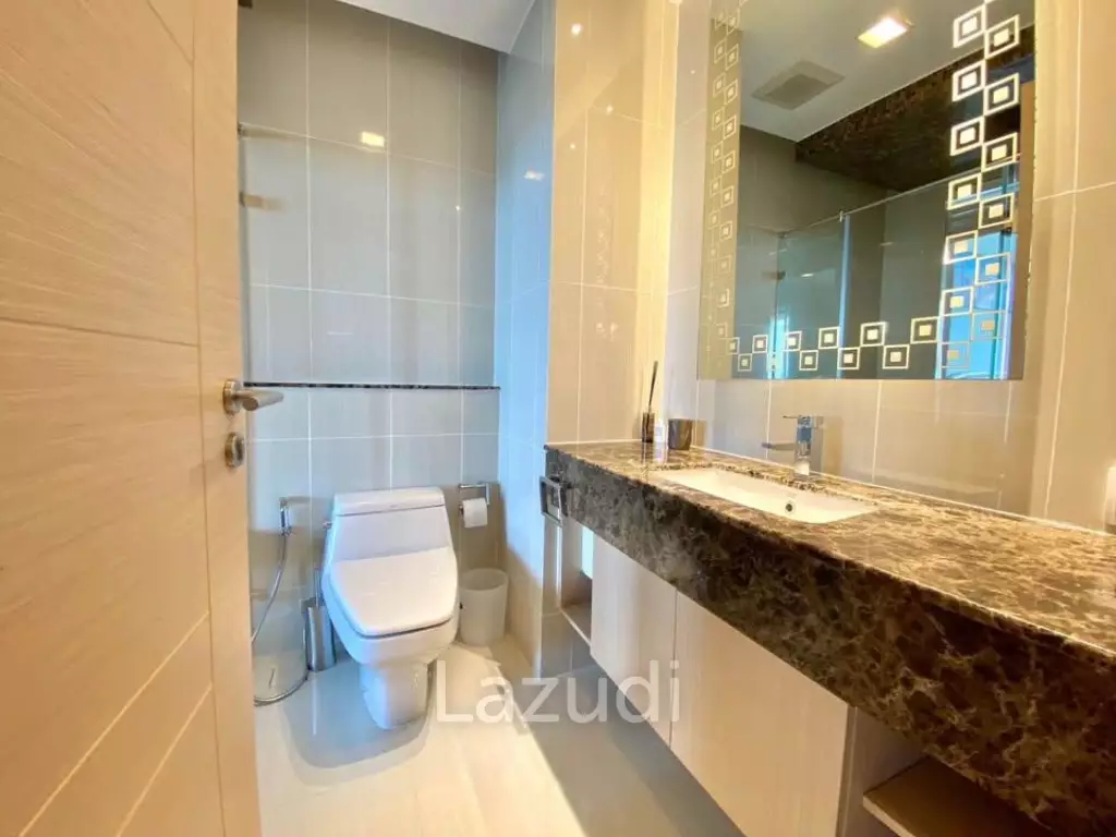 Studio 1 Bathroom 33 SQ.M. The Palm Wongamat