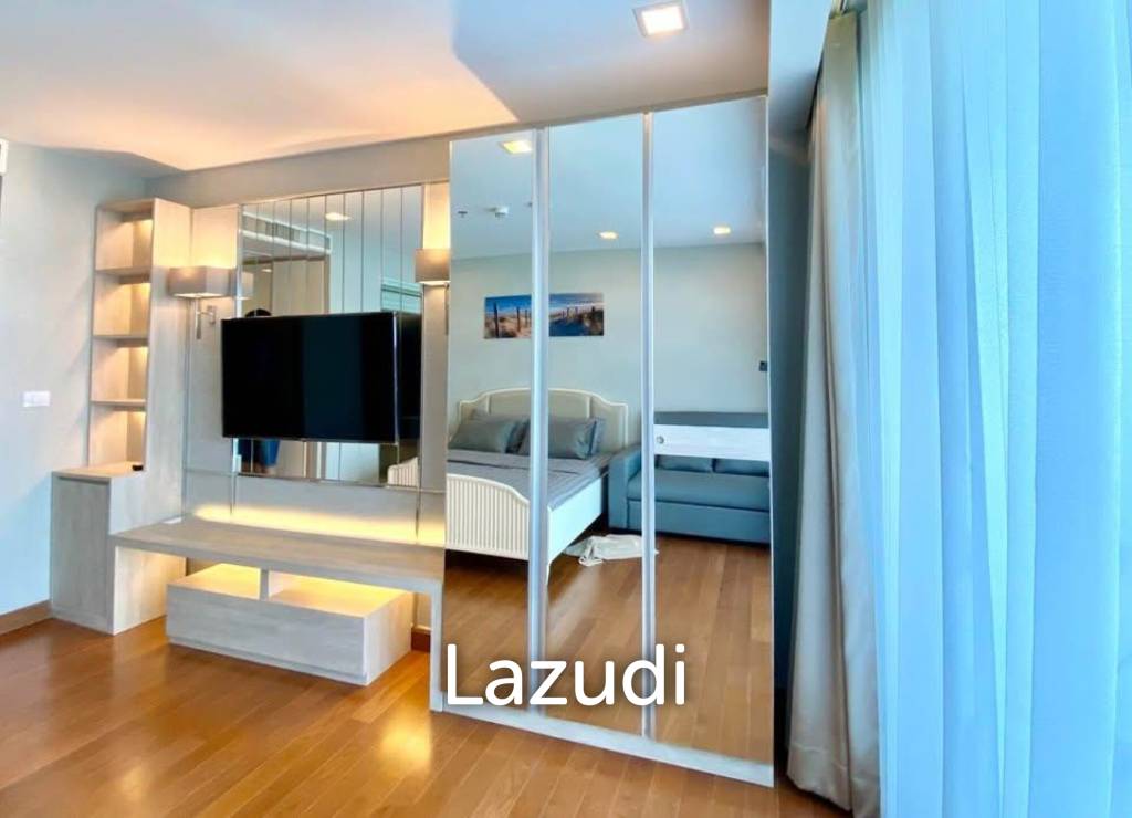 Studio 1 Bathroom 33 SQ.M. The Palm Wongamat