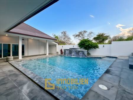 Pet-friendly Modern Oasis for the Whole Family: 3-Bed + Office Pool Villa on 660 sqm