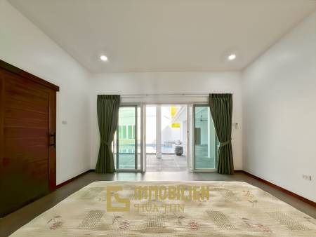 Pet-friendly Modern Oasis for the Whole Family: 3-Bed + Office Pool Villa on 660 sqm