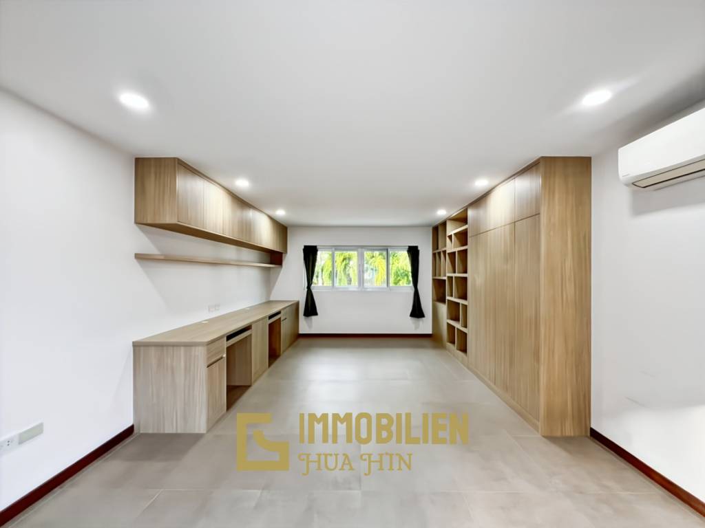 Pet-friendly Modern Oasis for the Whole Family: 3-Bed + Office Pool Villa on 660 sqm