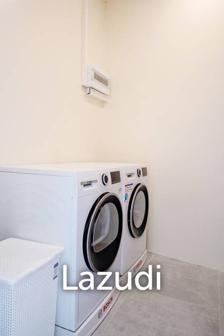 Brand New 2-Bedroom Beachfront Villa with Breathtaking Sunsets