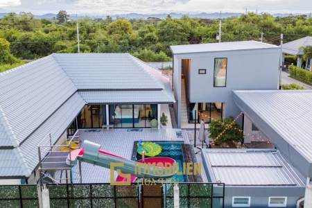 Сдается в аренду / 4 спальни + 6 ванных комнат / частный бассейн