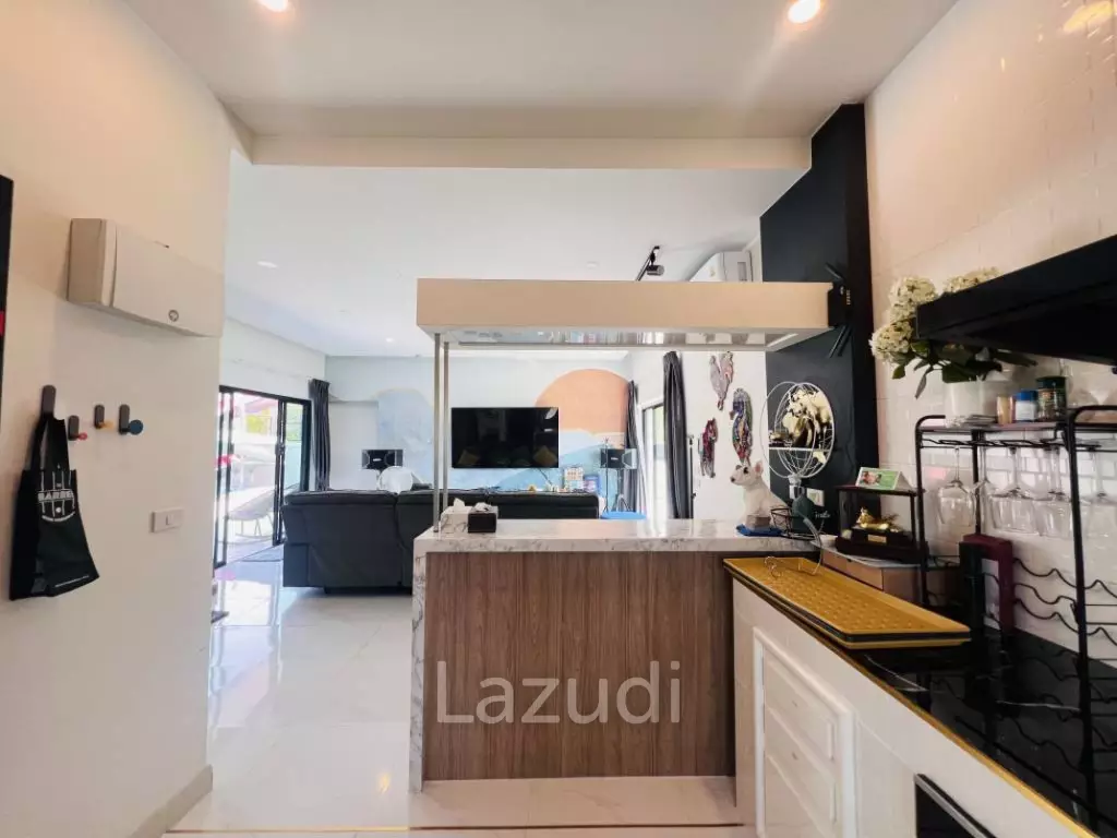 324 sqm modern pool villa in Thap Tai Hua Hin