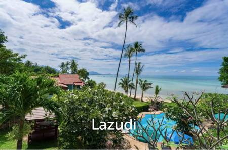 Beachfront Thai-Style 3-Bedroom Villa with Spacious Terrace