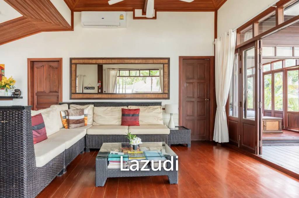 Beachfront Thai-Style 3-Bedroom Villa with Spacious Terrace
