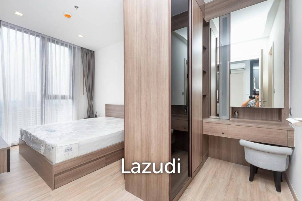53 sqm 2 Bedroom Condo on 34th Floor at The Line Phahol-Pradipat Phaya Thai