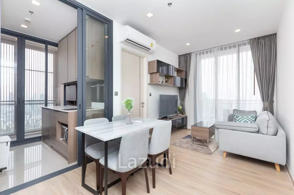 53 sqm 2 Bedroom Condo on 34th Floor at The Line Phahol-Pradipat Phaya Thai